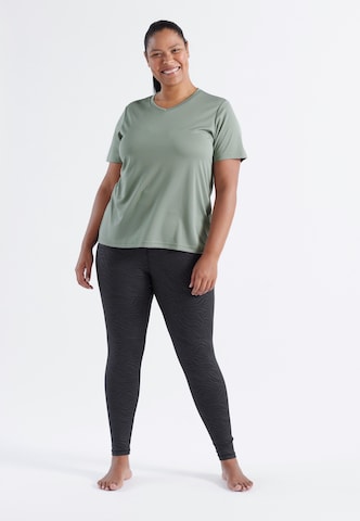 ENDURANCE Performance Shirt in Green