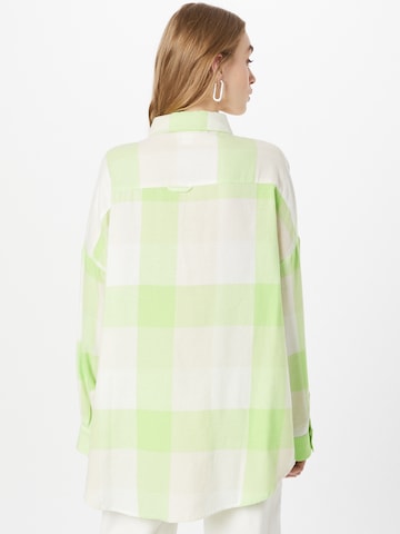 Monki Blouse in Green