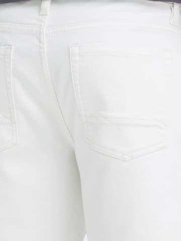 BLEND Regular Jeansshorts in Weiß