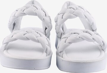 D.MoRo Shoes Sandals in White