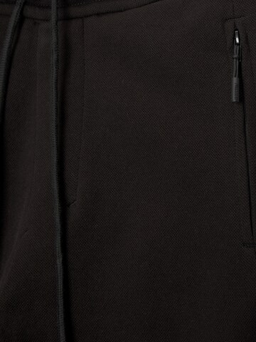 Pull&Bear Tapered Nadrág - fekete