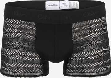 Boxeri de la Calvin Klein Underwear pe negru: față