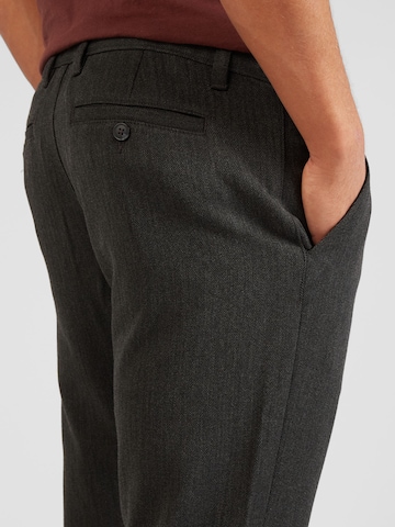 Regular Pantalon chino s.Oliver en gris