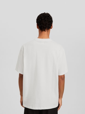 T-Shirt Bershka en blanc