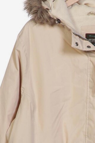 REGATTA Jacket & Coat in 4XL in White