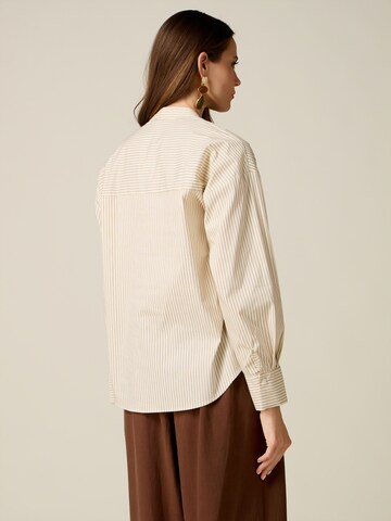oltre - Blusa en blanco