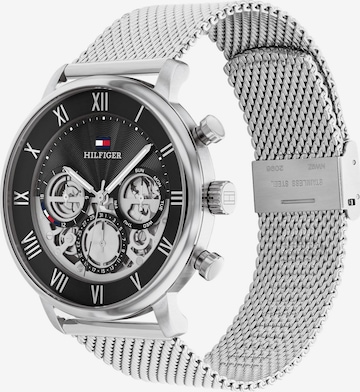 TOMMY HILFIGER - Relógios analógicos 'Legend' em prata: frente