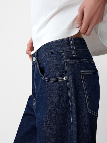 Bershka Wide Leg Jeans i blå
