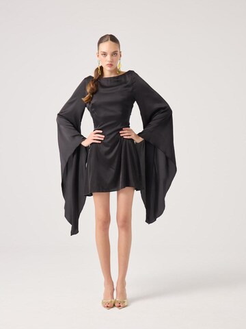 Robe de cocktail HOLLY LOLLY en noir