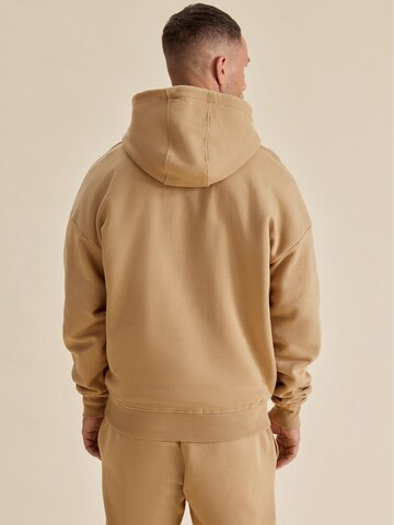 DAN FOX APPAREL Sweatshirt 'Dean' i beige