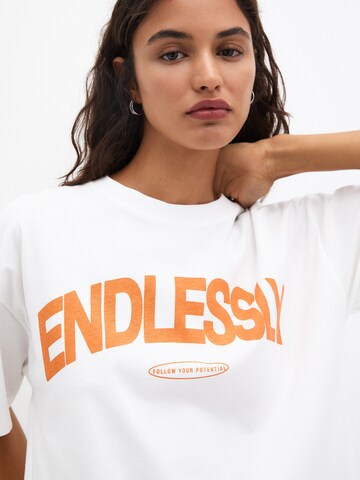 Pull&Bear Shirt in White