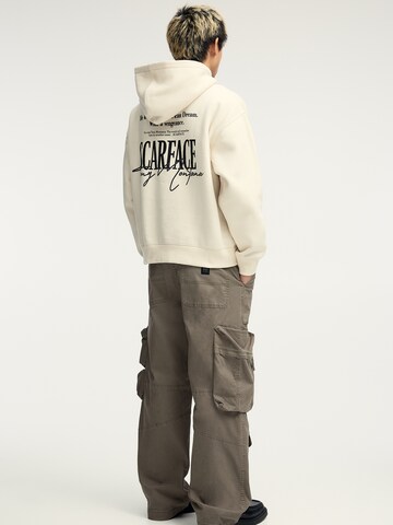 Pull&Bear Sweatshirt i vit