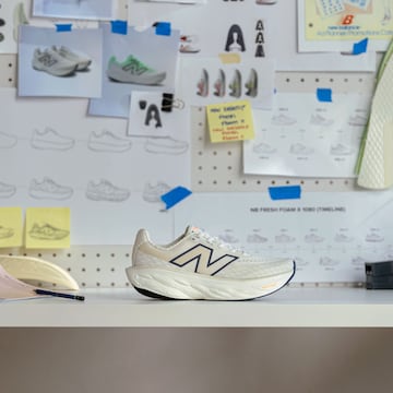 new balance - Zapatillas de running 'Fresh Foam X 1080 v14' en beige