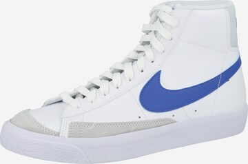 Baskets 'Air Force 1' Nike Sportswear en blanc : devant