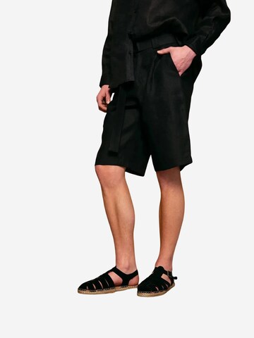 Giesto - Loosefit Calças com pregas em preto