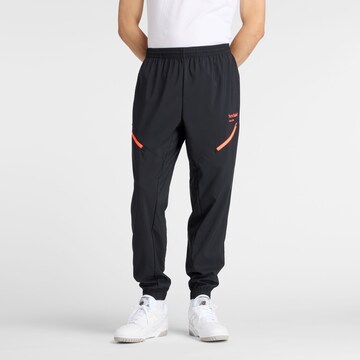 new balance Trousers in Black: front