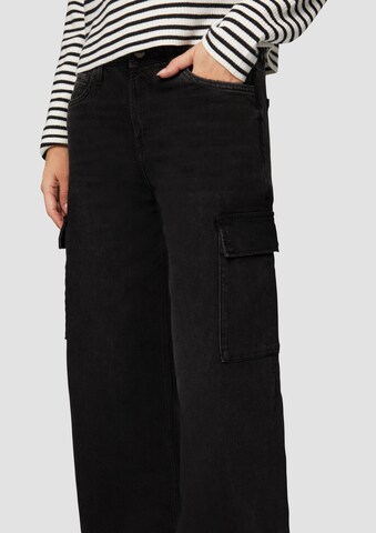 s.Oliver Wide leg Cargojeans 'Suri' in Zwart