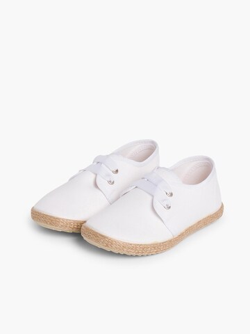 Chaussure basse Pisamonas en blanc