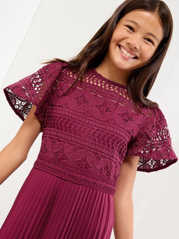 Lipsy Overall värissä punainen