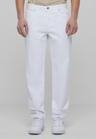 2Y Premium Regular Jeans in White: front