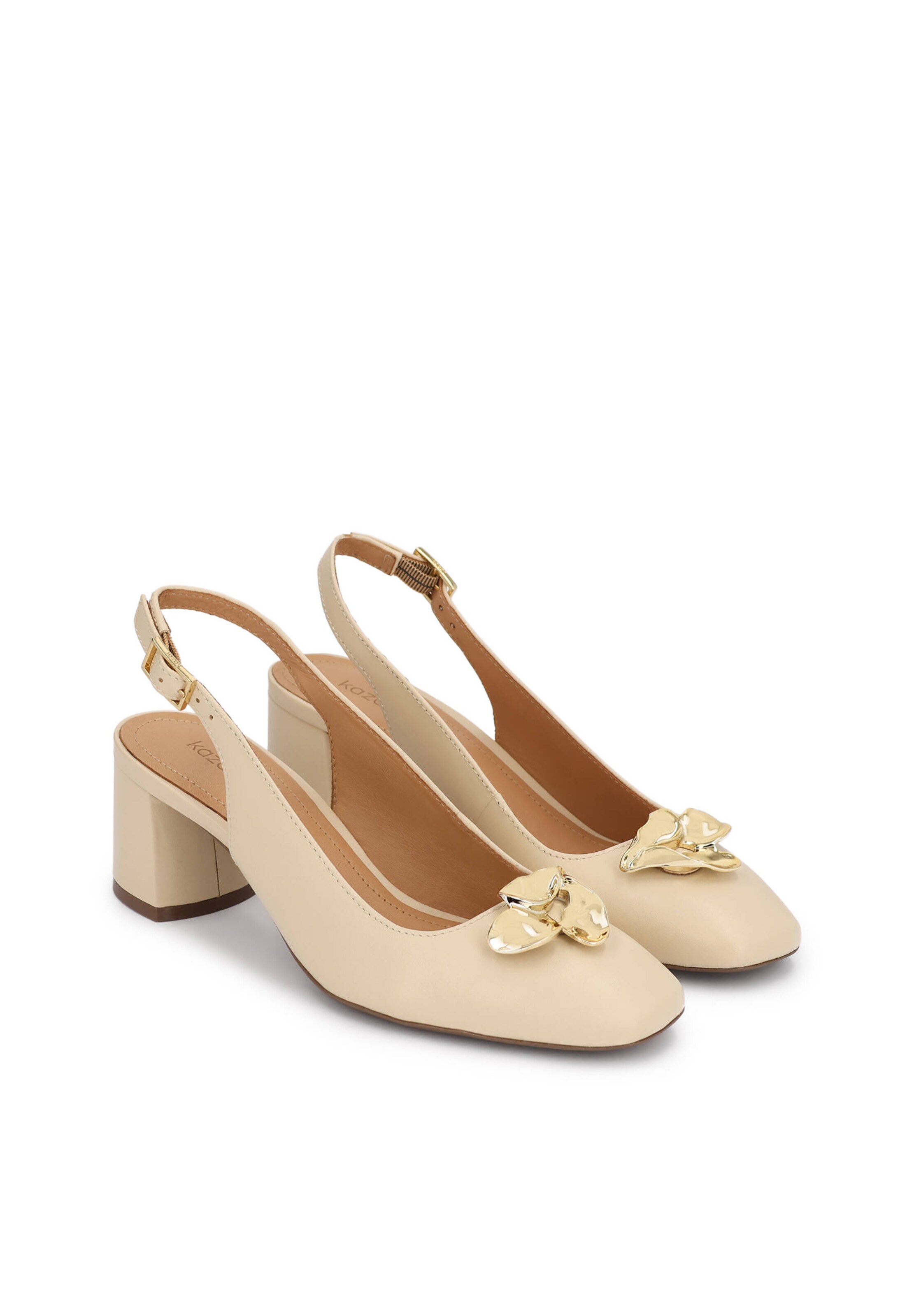 Kazar Čevlji s peto in s paščki | bež barva