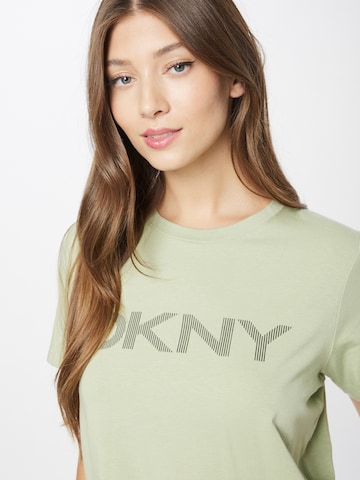 DKNY Performance Toiminnallinen paita värissä vihreä
