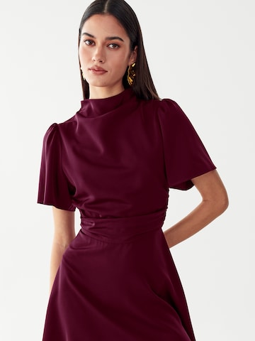 Willa - Vestido 'SARAY' em roxo