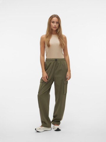 VERO MODA Loosefit Cargobroek 'VMPepper' in Groen