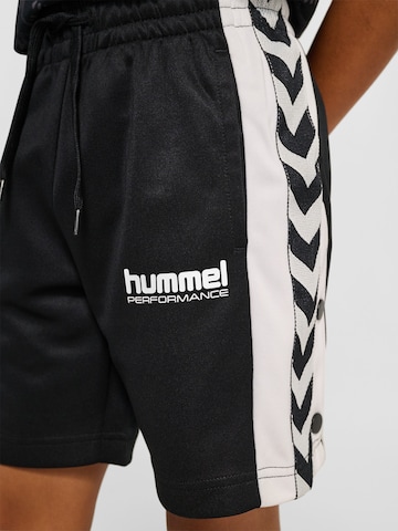 Hummel Regular Sports trousers in Black