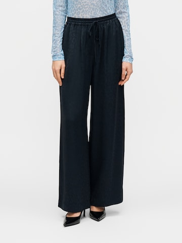 Wide leg Pantaloni 'Tano' di Lala Berlin in blu: frontale