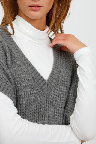 b.young Strickweste in Grau