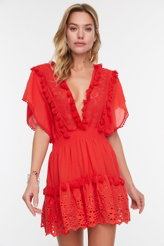 Trendyol Summer Dress in Red: front