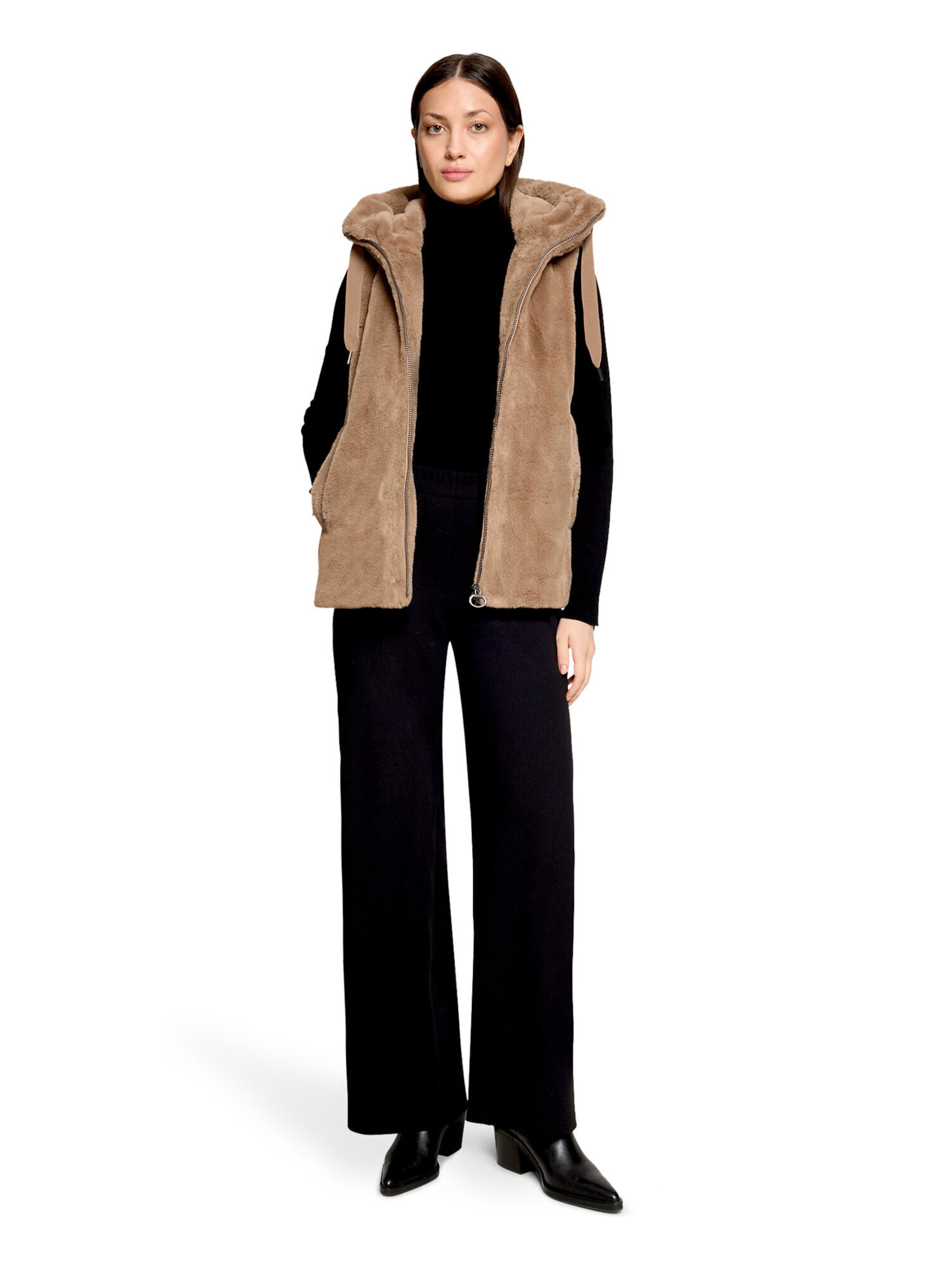 Betty Barclay Weste in Braun