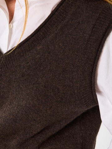 Maison 123 Sweater 'BASILE' in Brown