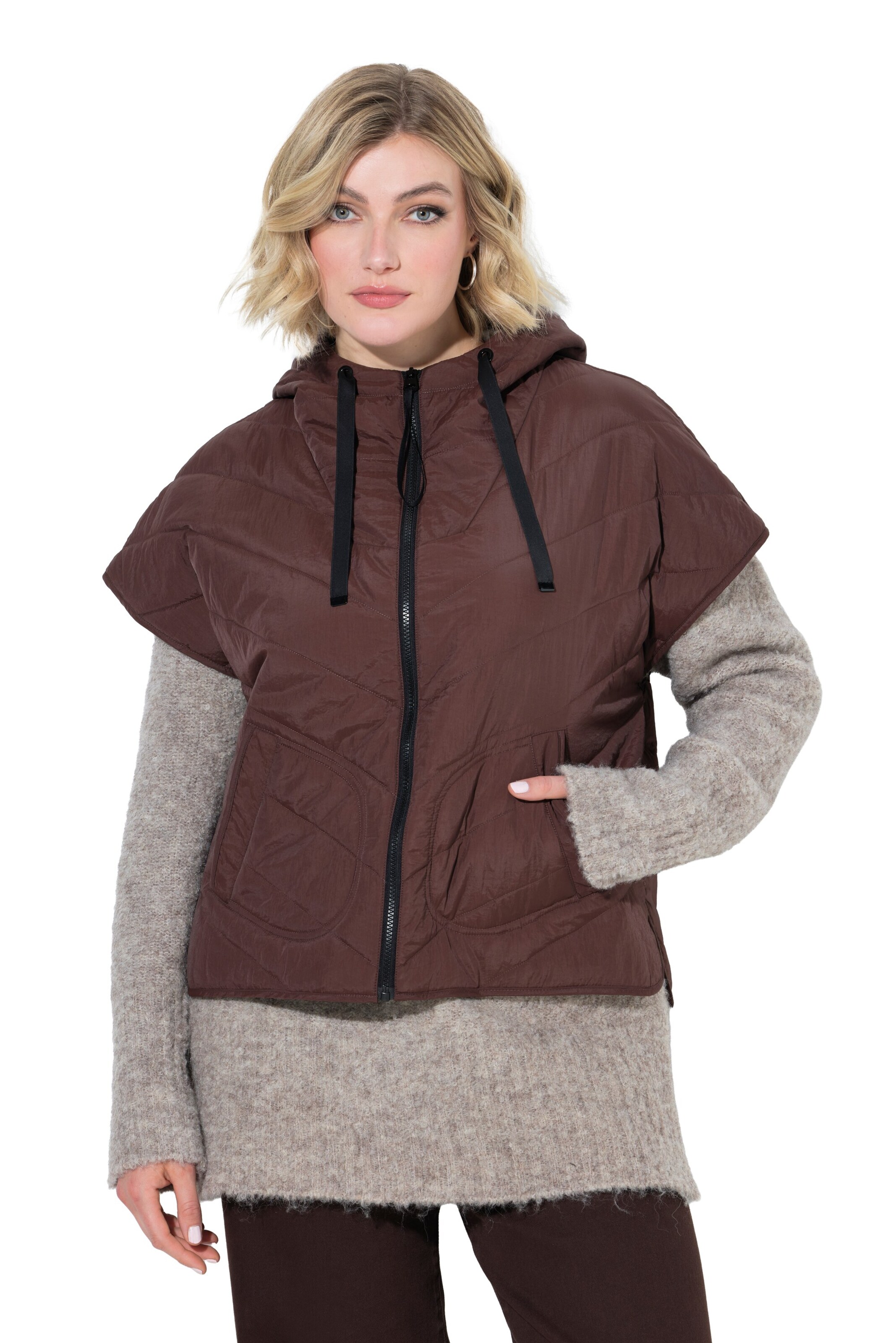 Ulla Popken Vest in Brown: front