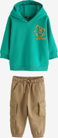 Next Setti värissä vihreä: etupuoli