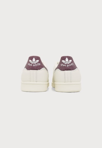 ADIDAS ORIGINALS Ниски маратонки 'STAN SMITH' в бяло