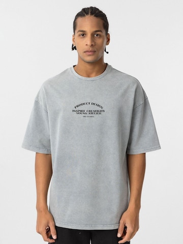 pilka Dandalo Marškinėliai 'Jehuel': priekis