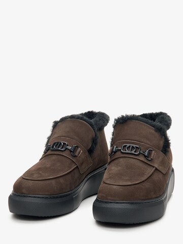 Estro Enkellaarsje '065-1' in Bruin