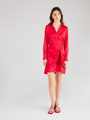 Robe-chemise 'ALYA' GUESS en rouge : devant