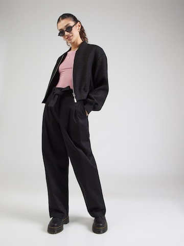 HOLLISTER Тениска в розово