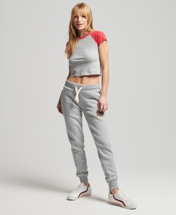 Effilé Pantalon 'Vintage Collegiate' Superdry en gris