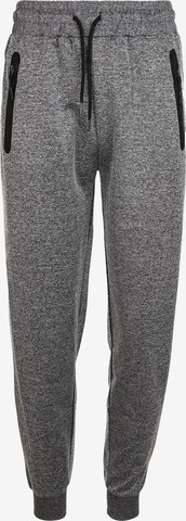 Cruz Tapered Workout Pants 'Kanpur' in Grey: front