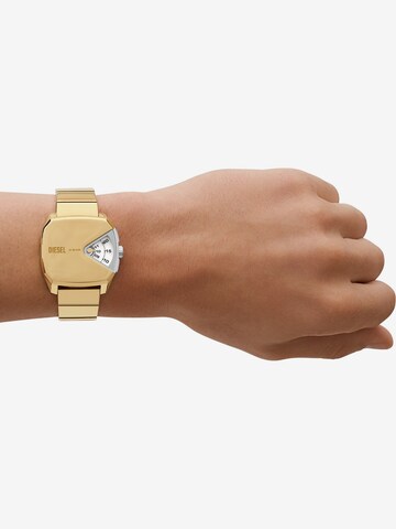 DIESEL Analog watch in Gold: front