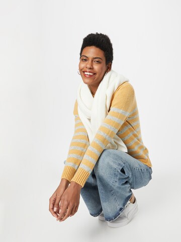 UNITED COLORS OF BENETTON Sweater in Yellow