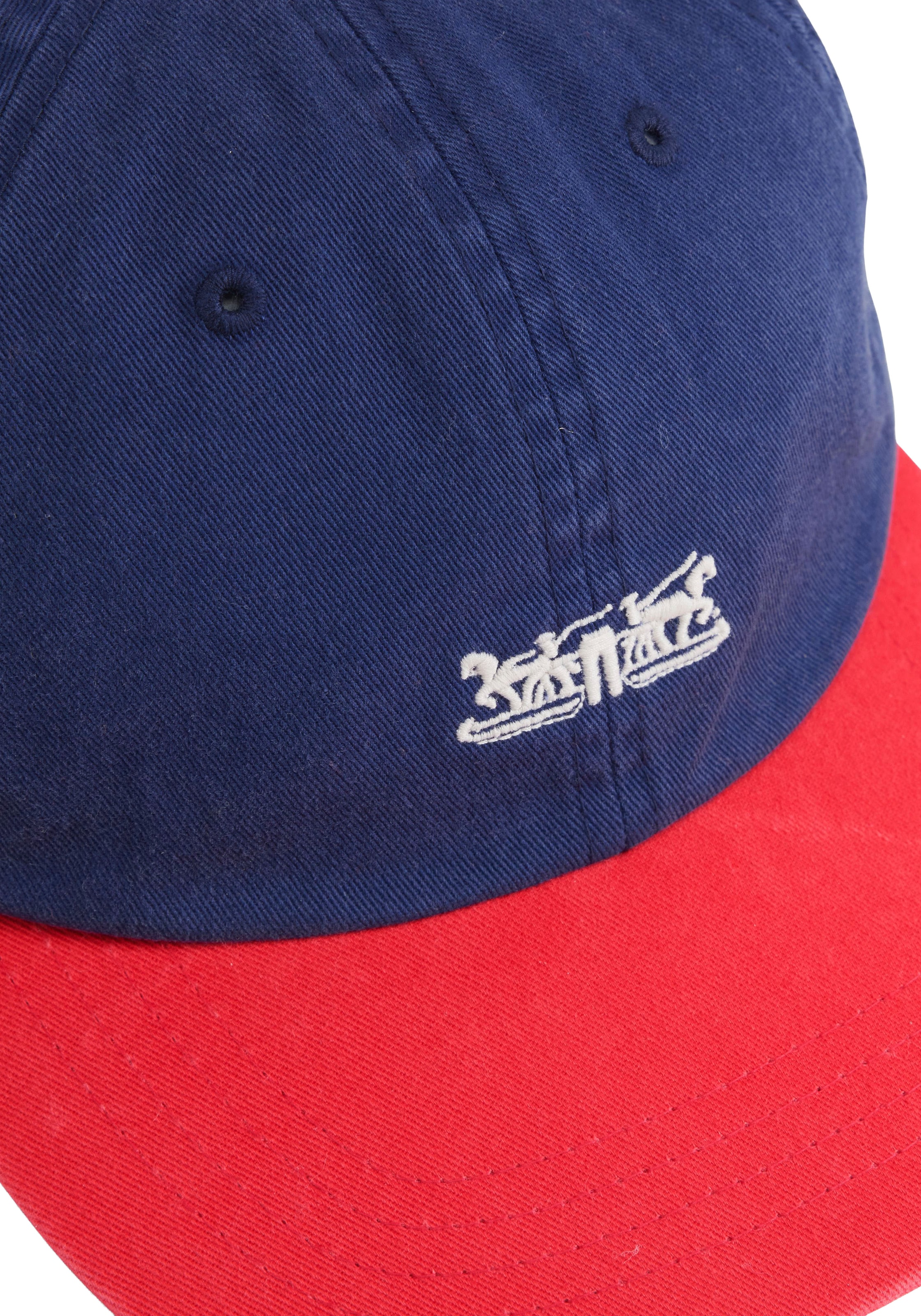 LEVI'S ® Cap in Blau