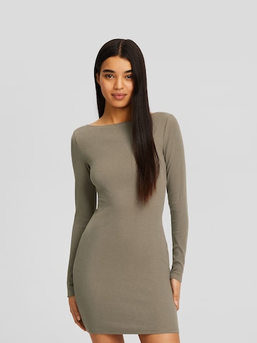 Bershka Dress in Green: front