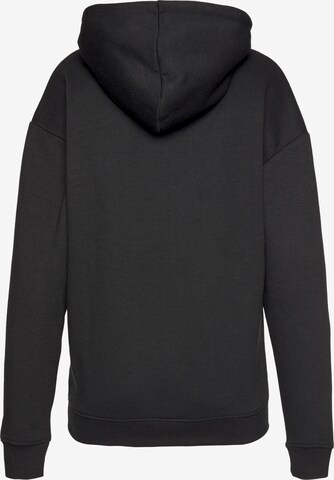 BENCH Sweatshirt in Schwarz
