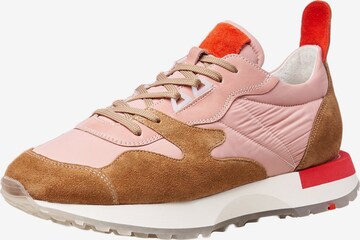 Chaussure de sport à lacets LLOYD en rose : devant