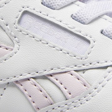 Sneaker di Reebok in bianco